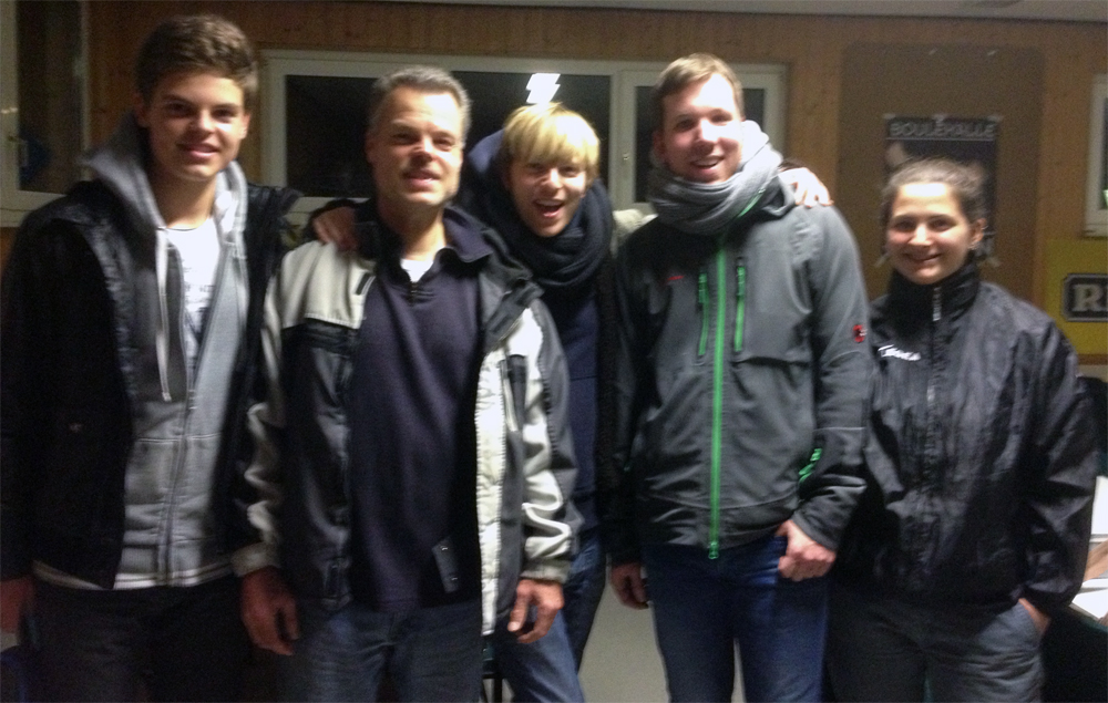 Timo, Friedrich, Michael, Fred & Laureeen - Clan in da front !